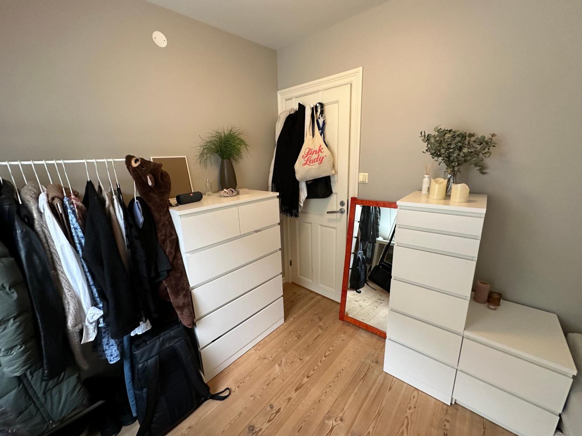 Sjarmerende Bolig Like Ved Togstasjonen Accommodatie bij particulieren *