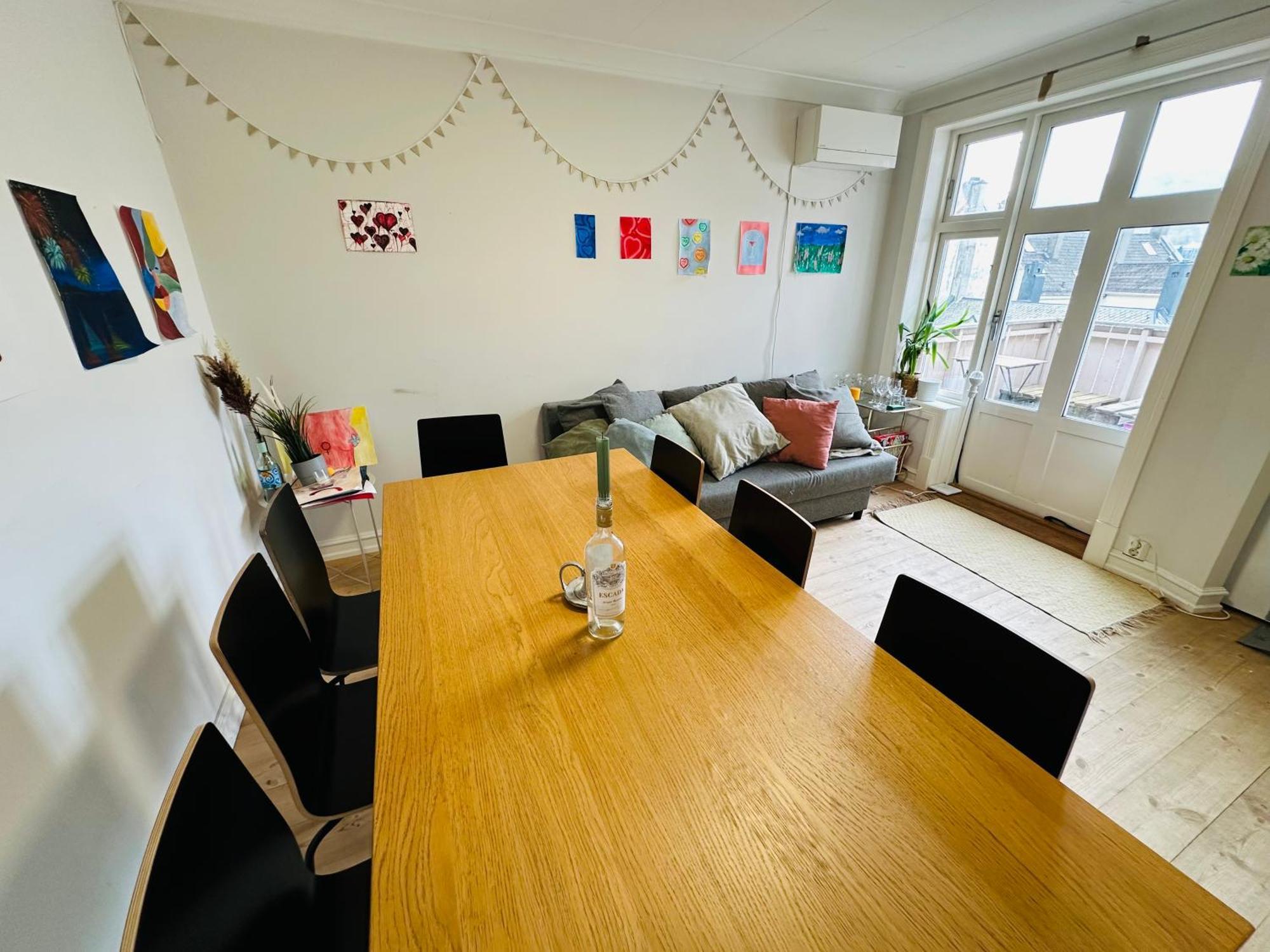 Sjarmerende Bolig Like Ved Togstasjonen Privatunterkunft Bergen